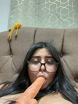virginbrunette99 – Live XXX-chat