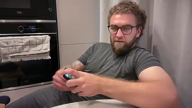 Bear_bear_n Webbikameraesitys
