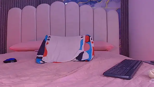 abbyrouss_ élő XXX-chatje