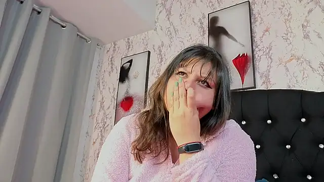 Larissa_Antonella Chat XXX in diretta