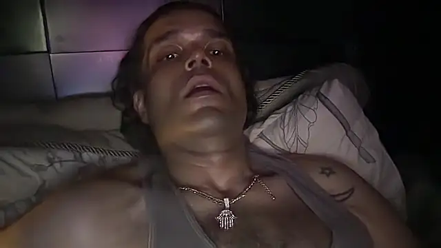 icebergslim281's Live XXX Chat