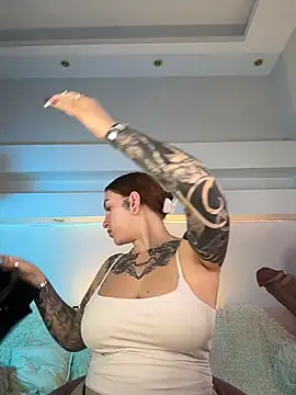 Chatroom XXX en direct de Tattitude_