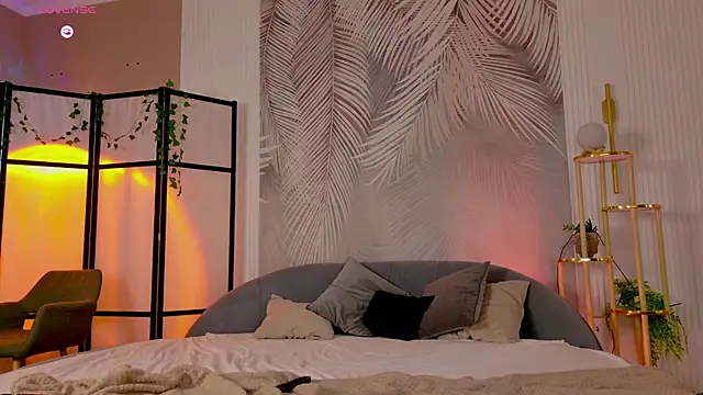 Marie_Diaze Adlı Modelin Canlı XXX Sohbeti
