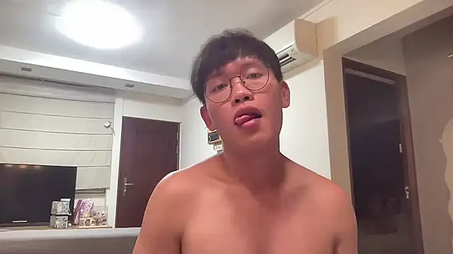 Passionatetwink2 现场XXX聊天