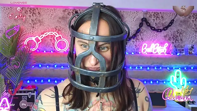 Cool_Freak_ XXX чат на живо