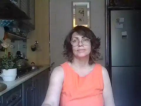 Baby-Matilda élő XXX-chatje
