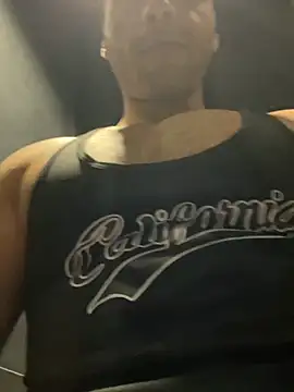 Mohdollmen's Live XXX Chat