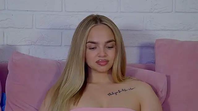 AnitaVenture élő XXX-chatje