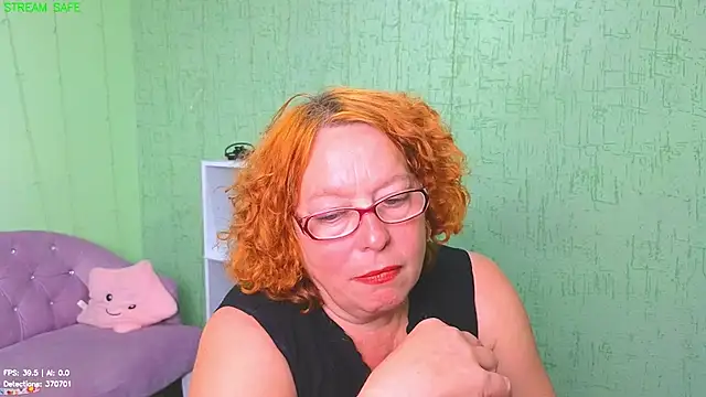 Fara_Flutte Chat XXX live