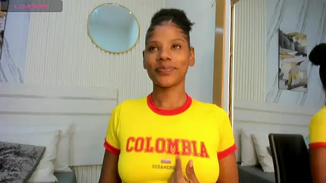 Afro_Luna – Naživo XXX chat