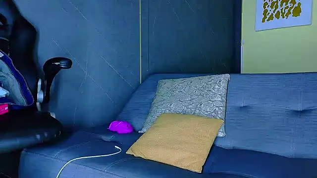 Chat +18 de ALANNFERRER ao vivo