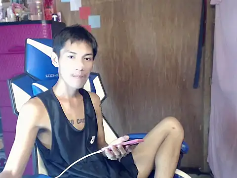 riks_tylerのウェブカメラショー