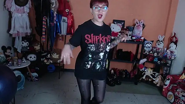 MissMiia2n Live XXX chat