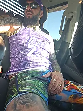 Beardedtattood 现场XXX聊天