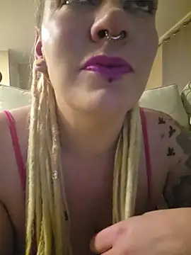 PinkTheHawk live XXX chat
