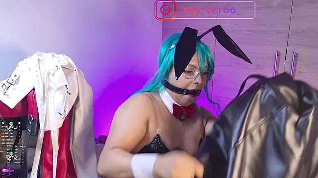 Its_veroのライブXXXチャット