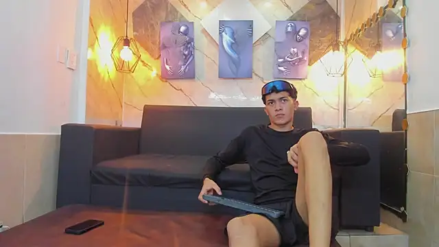 Yeff_26 Chat XXX live