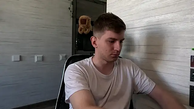 צ'אט XXX בשידור חי של Einar_Nut