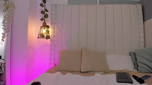 hannah_gray élő XXX-chatje