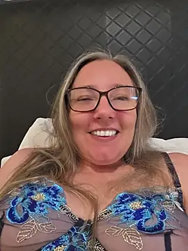 Izzylove47 라이브 XXX 채팅