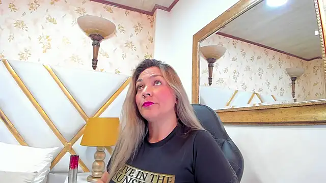 Chat +18 de MalorySweet ao vivo