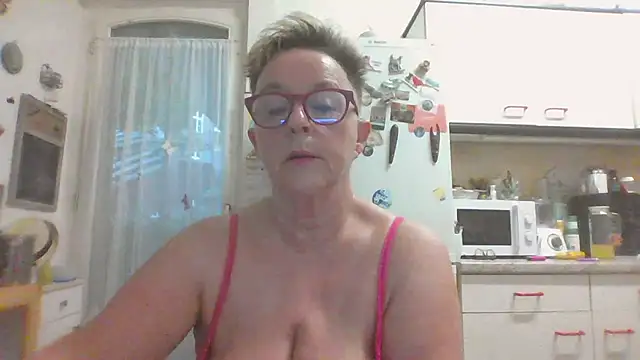 Reife_Katy Chat XXX live