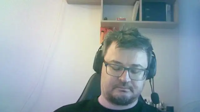SirAbuser élő XXX-chatje