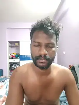צ'אט XXX בשידור חי של Paramkeerthi