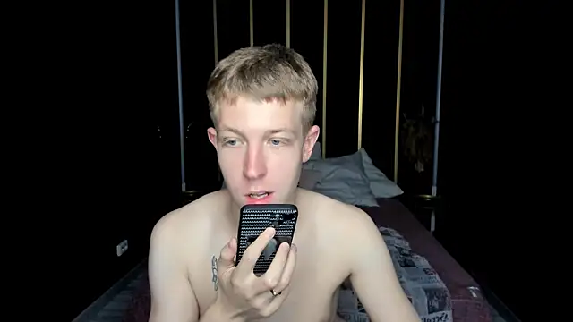 Dylan_Norton Adlı Modelin Canlı XXX Sohbeti