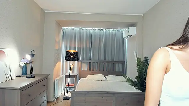 XXX chat uživo modela SookBurdin