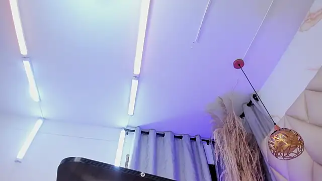 Ibbie_drastic's Live XXX Chat