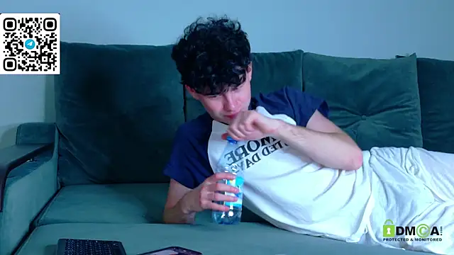 moon_Gloww – Naživo XXX chat