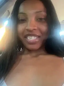 دردشة Queenkimi777 الجنسية المباشرة