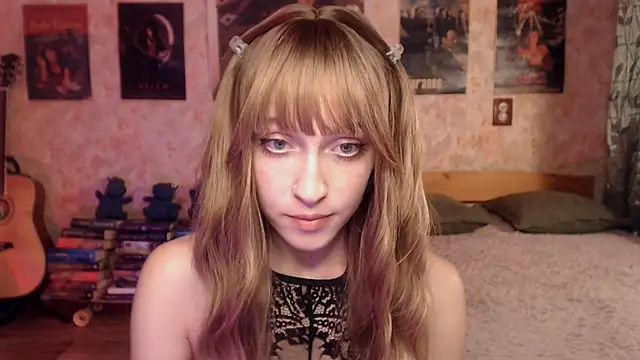 Friendly_Ellie XXX чат на живо