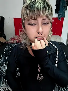 Cute_Chrixxx: онлайн-секс-чат