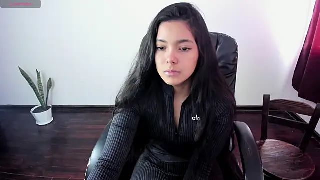 Chat +18 de _Vicky_sweet ao vivo