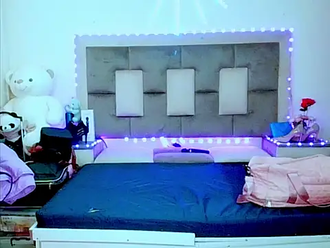 indiantopaz694u Chat XXX in diretta