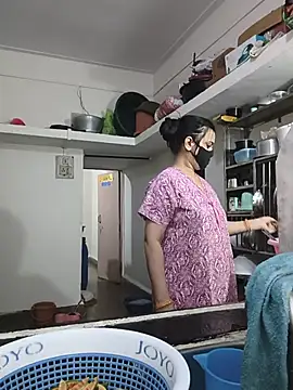 spasyQueen69 现场XXX聊天
