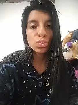 Ariell_Kieran's Live XXX Chat