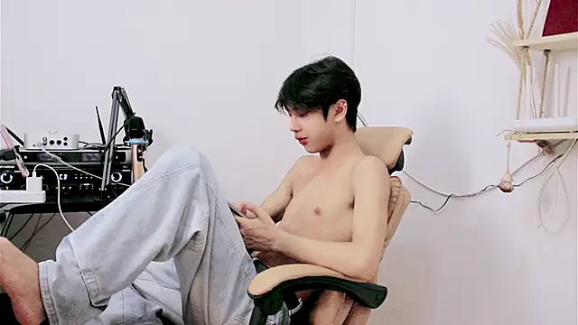 VIP-77 লাইভ XXX চ্যাট