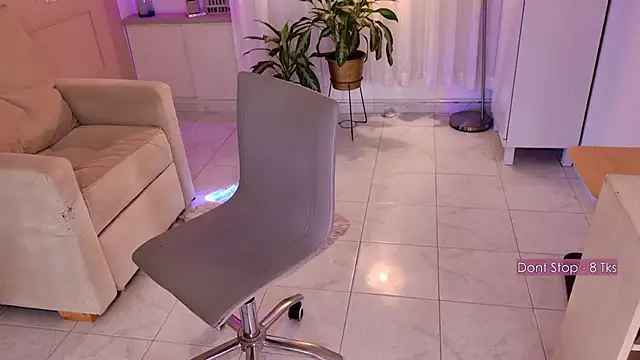 missvale's Live XXX Chat