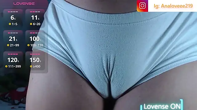 ana_studio's Live XXX Chat