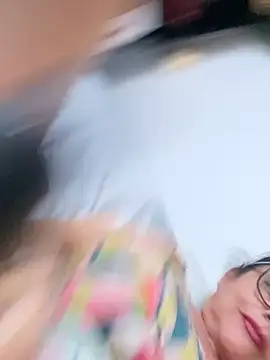 Chat +18 de Sharongirl07 ao vivo