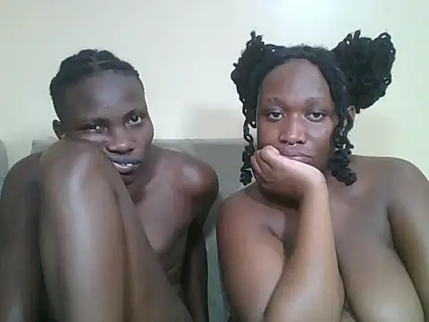 Chatroom XXX en direct de Sweet-babes