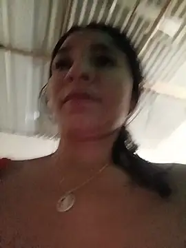 chikivivi-'s Live XXX Chat