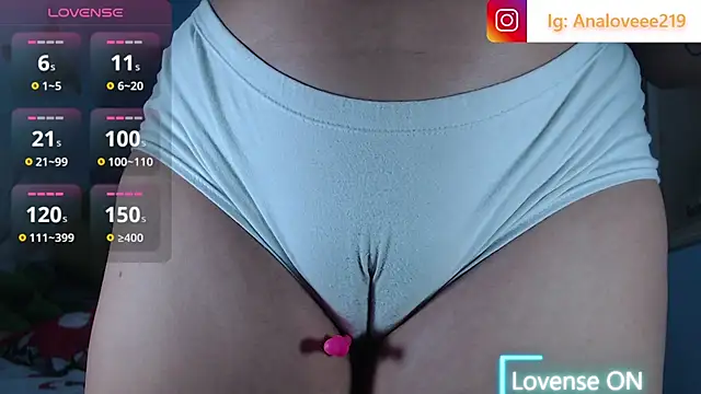 ana_studio's Live XXX Chat