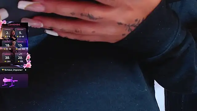 Živý XXX chat Raven_Blue_
