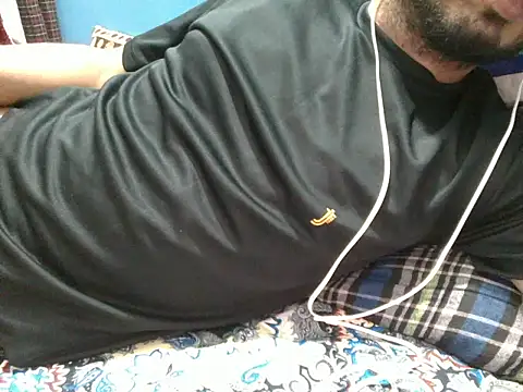 PrecumbonerのライブXXXチャット