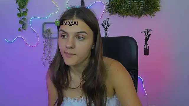 lisa_dark_ élő XXX-chatje