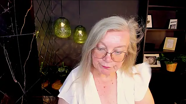 NataliMellow 现场XXX聊天